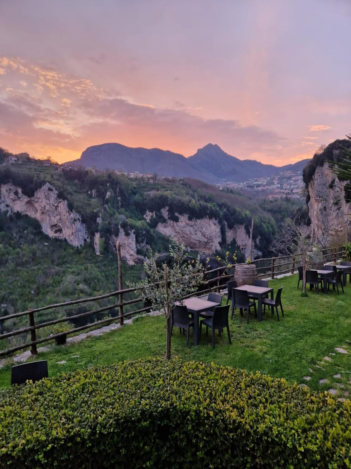 Agriturismo Orrido Di Pino Agerola Buitenkant foto