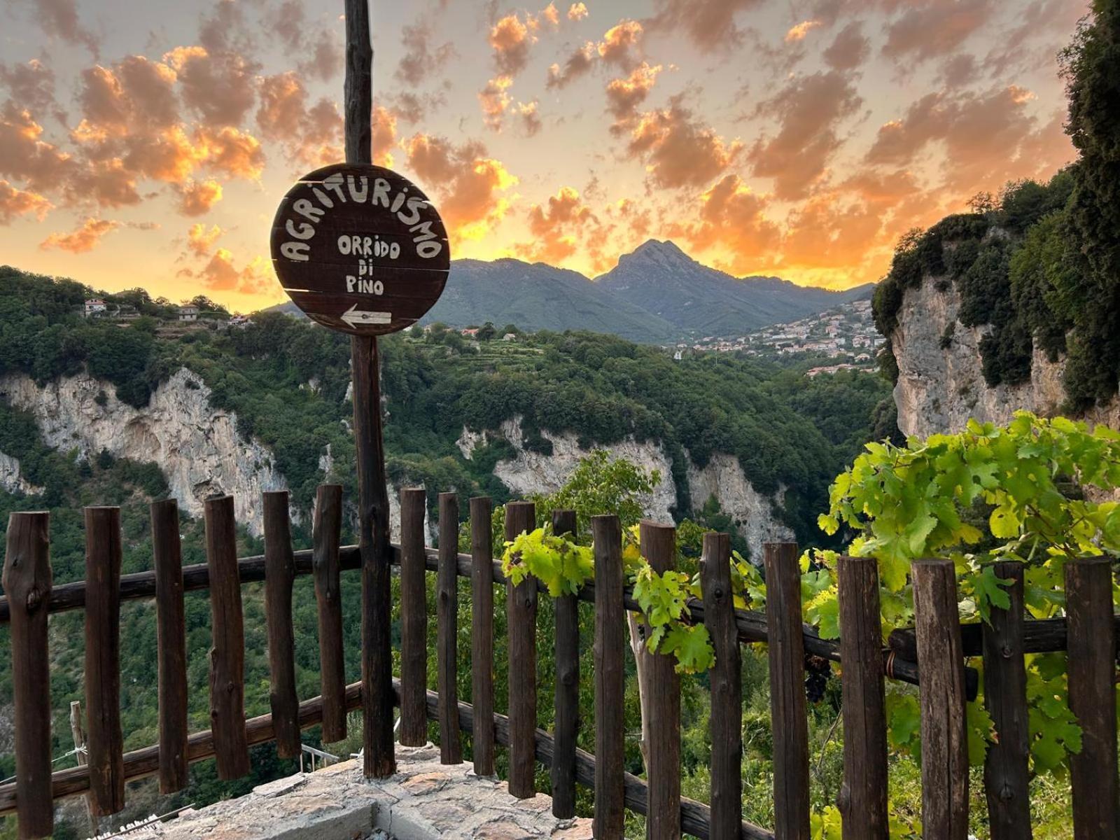 Agriturismo Orrido Di Pino Agerola Buitenkant foto